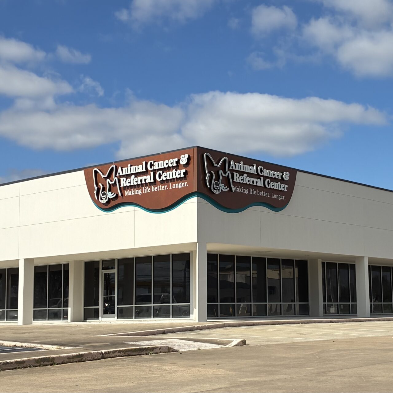 Pearland location with sky